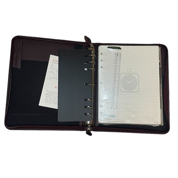 Day-Timer The Personal Organizer System Leather Folio Size* Starter Set, Planner - Picture 2 of 8